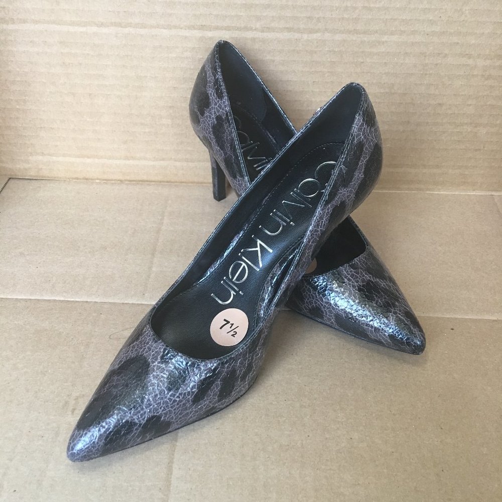 Calvin Klein Nilly Stretch Lycra Pump